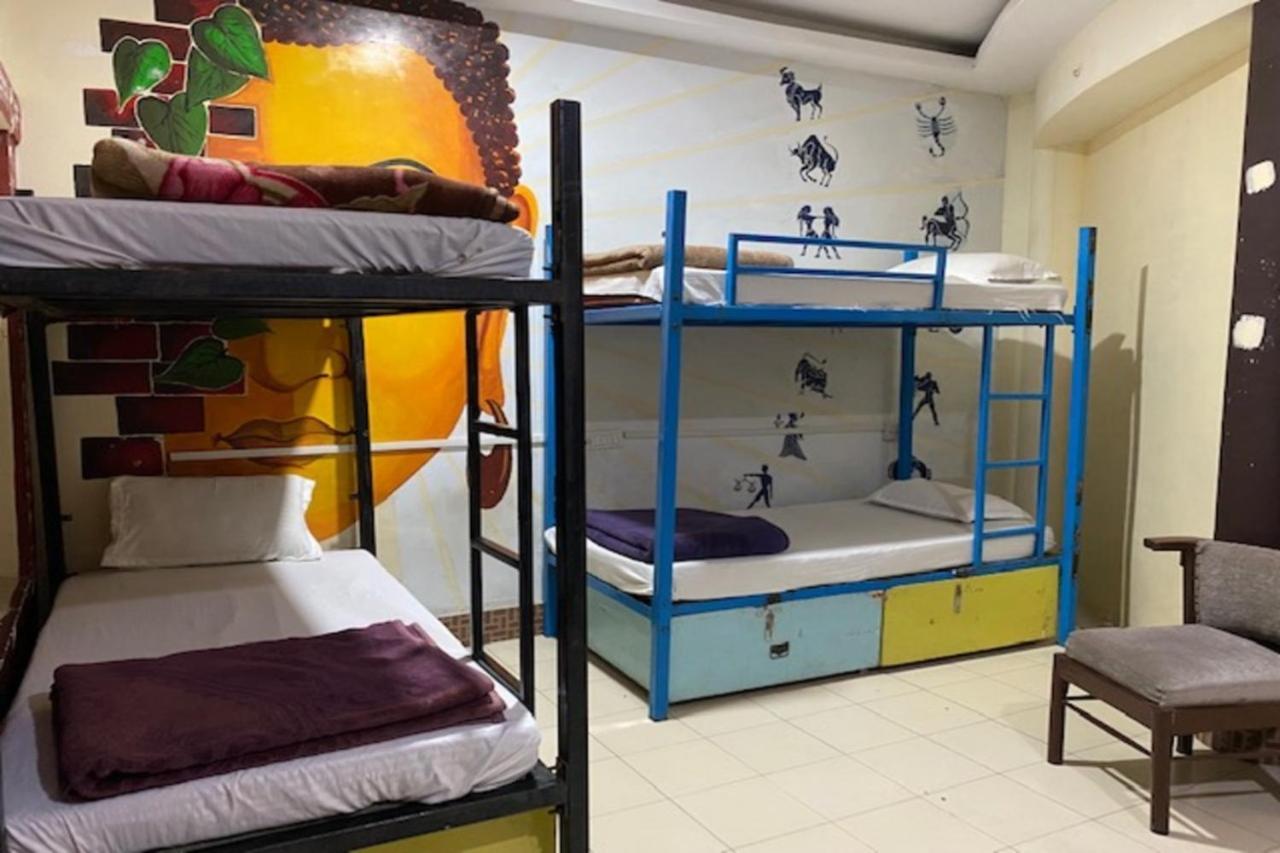 Vagabond Stay Hostel Benares Buitenkant foto