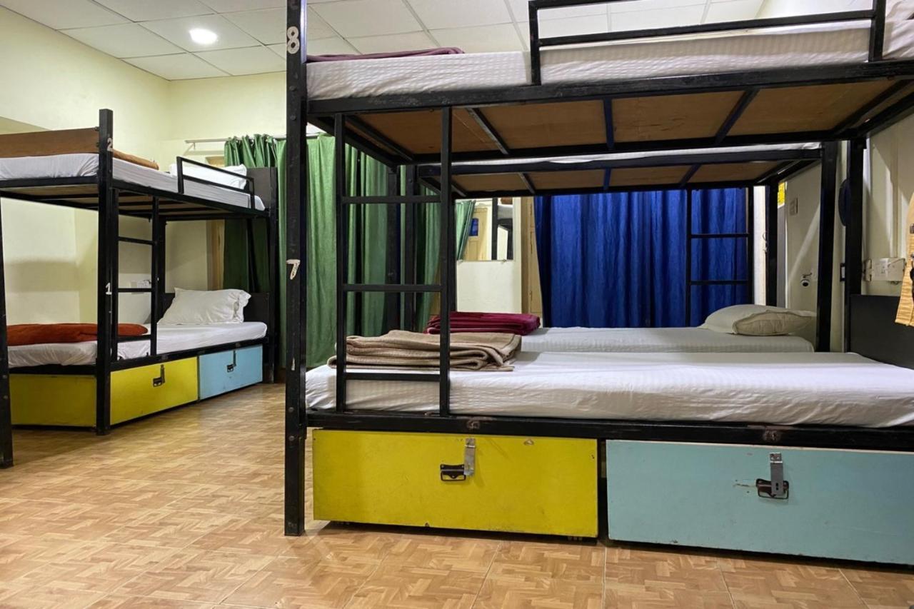 Vagabond Stay Hostel Benares Buitenkant foto