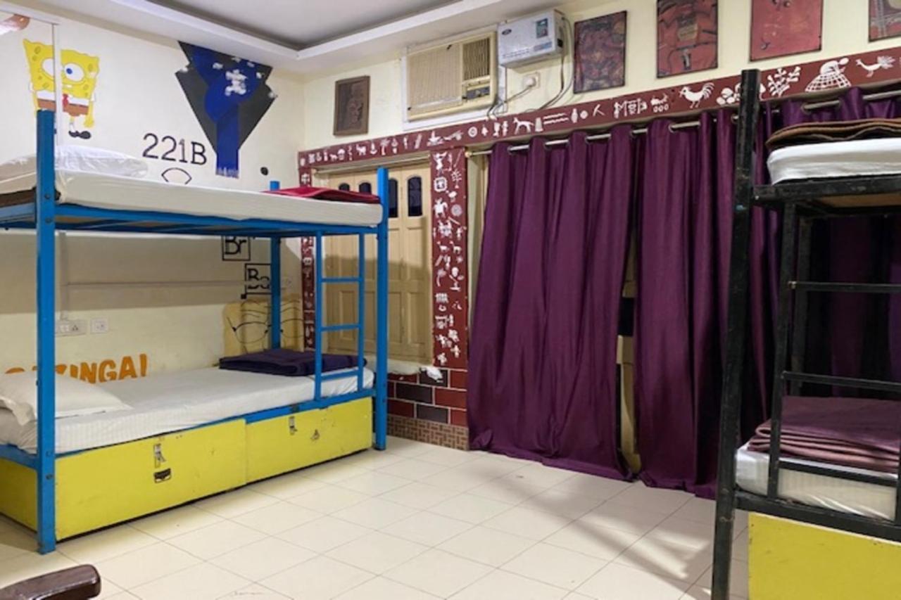 Vagabond Stay Hostel Benares Buitenkant foto
