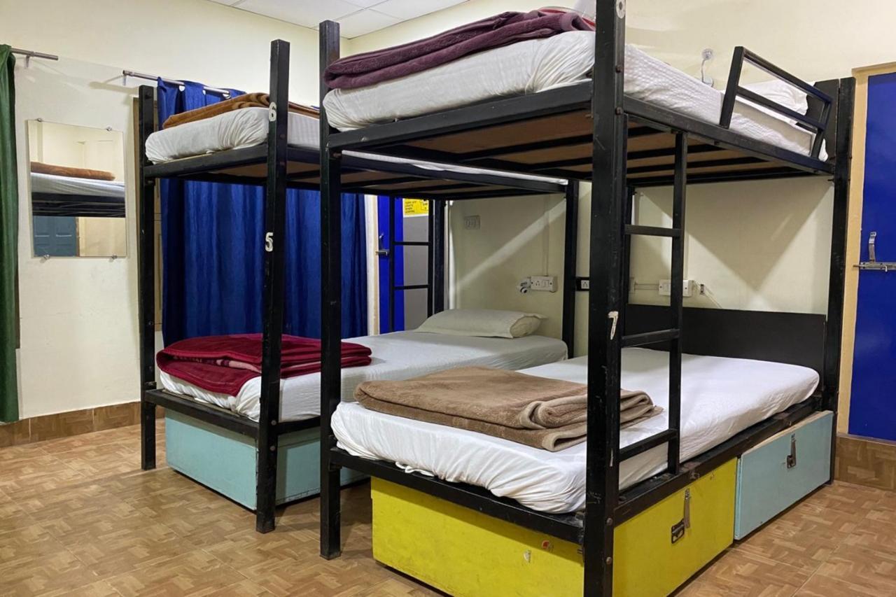 Vagabond Stay Hostel Benares Buitenkant foto