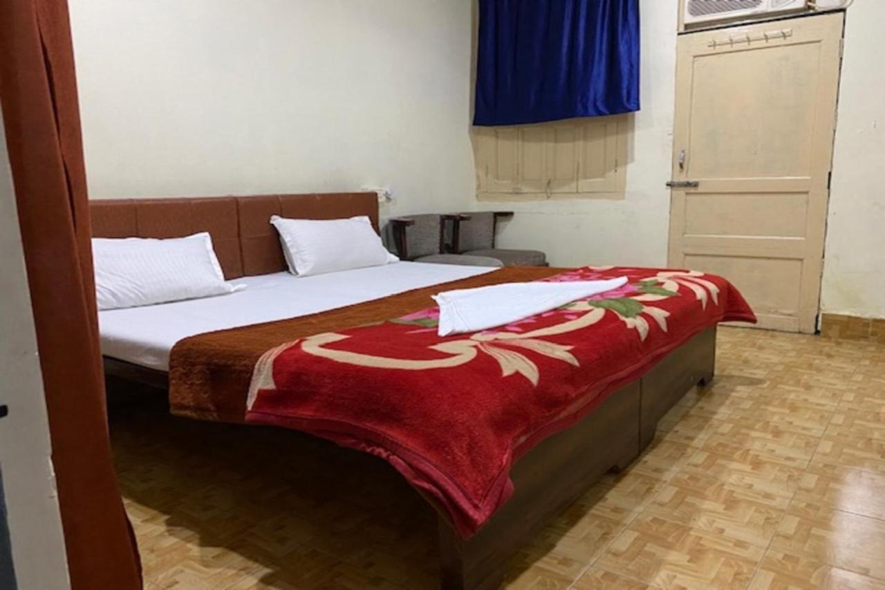 Vagabond Stay Hostel Benares Buitenkant foto
